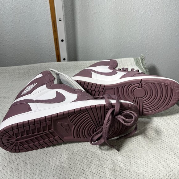 NWOB Nike Air Jordan 1 Retro High OG Mauve Men\'s DZ5485-105 SZ 12 main image 11
